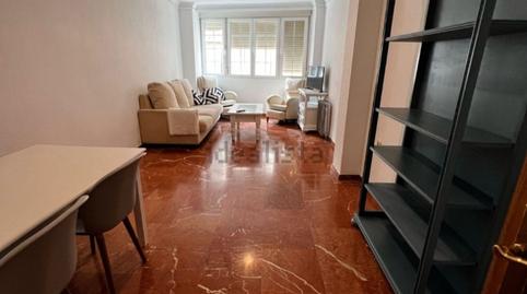 Photo 3 of Flat to rent in Calle Álvaro de Bazán, 2, Centro - Sagrario, Granada