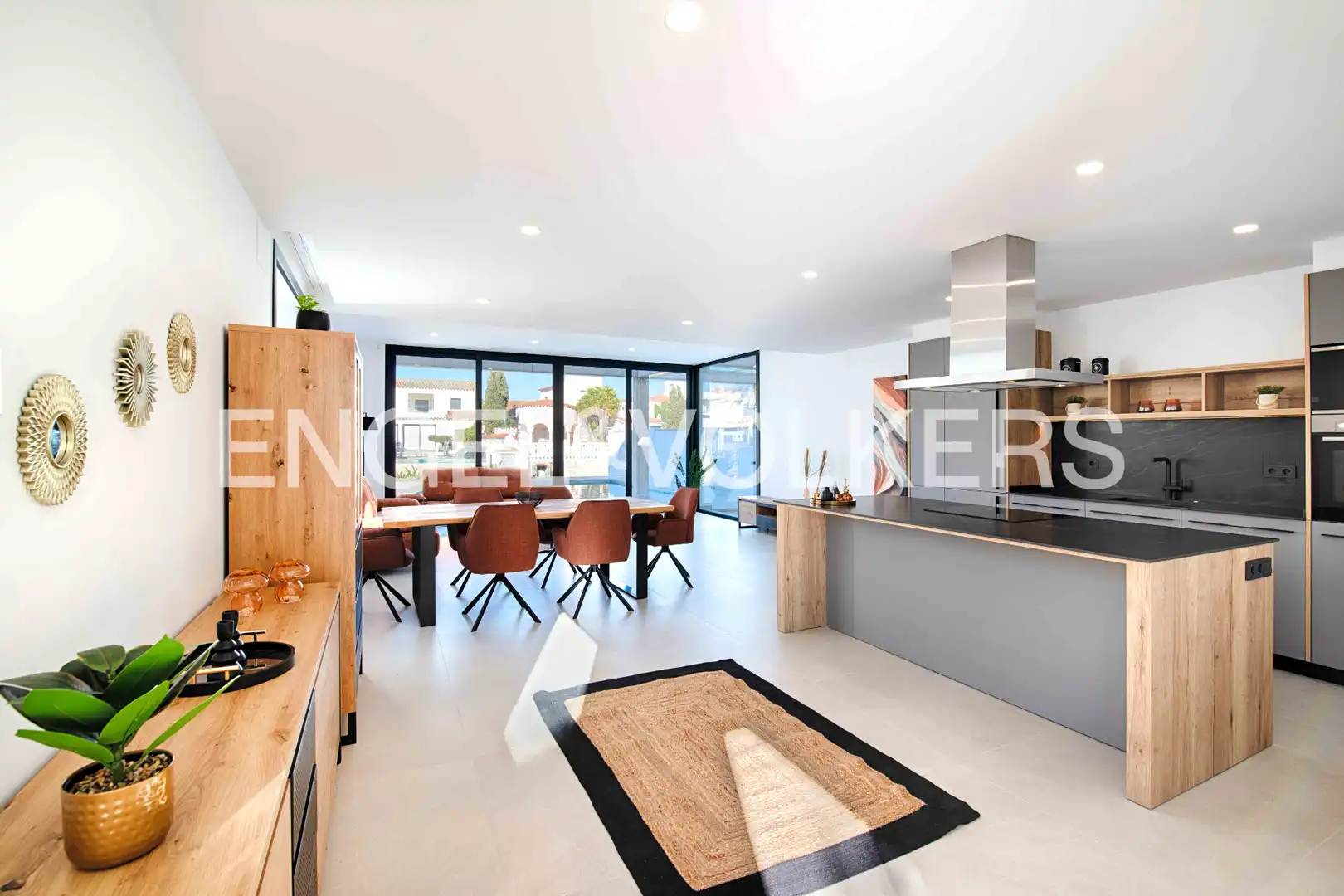 Kitchen of Detached homes for sale in Empuriabrava  with Terrace and Swimming Pool