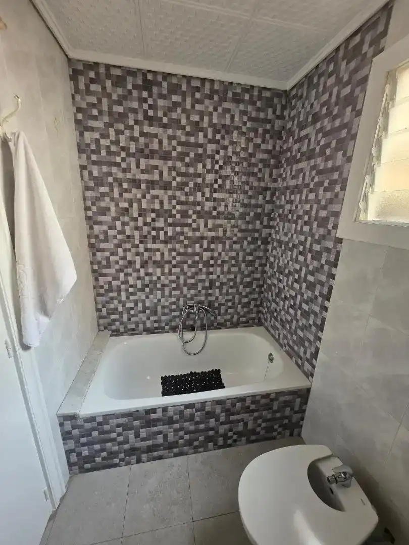 Bathroom of Flat for rent in Elche ciudad
