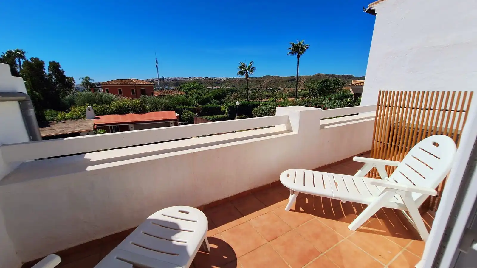 Terraza de Casa adosada en venta en Manilva con Aire acondicionado, Terraza y TV