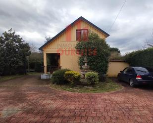 Vista exterior de Casa o xalet de lloguer en O Pereiro de Aguiar  amb Calefacció, Jardí privat i Terrassa