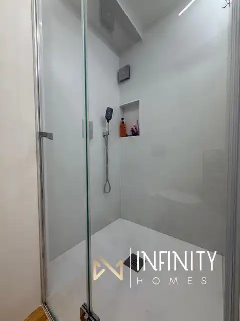 Badezimmer von Wohnung zum Verkauf in Bilbao  mit Klimaanlage, Heizung und Terrasse