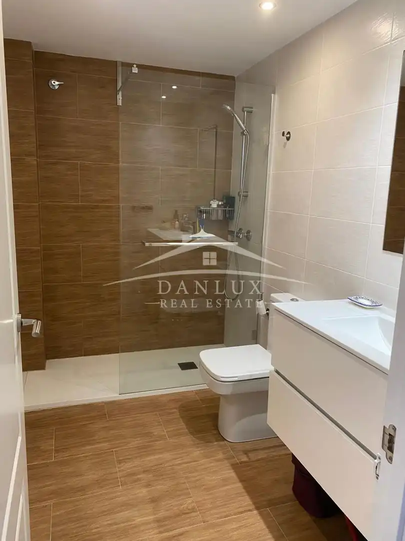 Bathroom of Apartments for sale in Tossa de Mar  with Terrace and Community pool