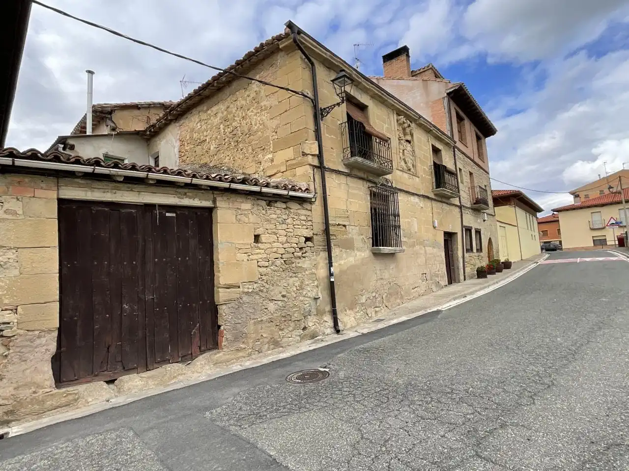 Vista exterior de Casa o chalet en venta en Villalobar de Rioja con Jardín privado, Amueblado y Balcón