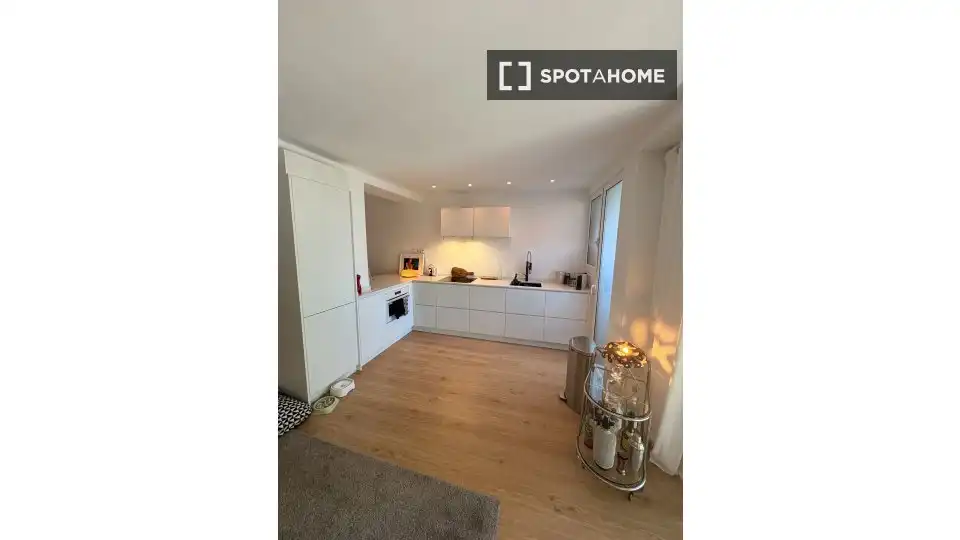 Flat with terrace to rent in Sants - Montjuïc, imagen 3