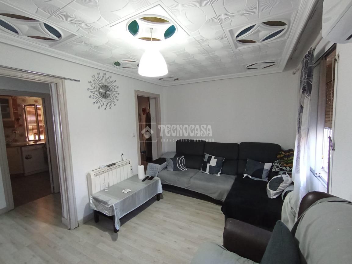 Sala d'estar de Pis en venda en  Zaragoza Capital amb Aire condicionat