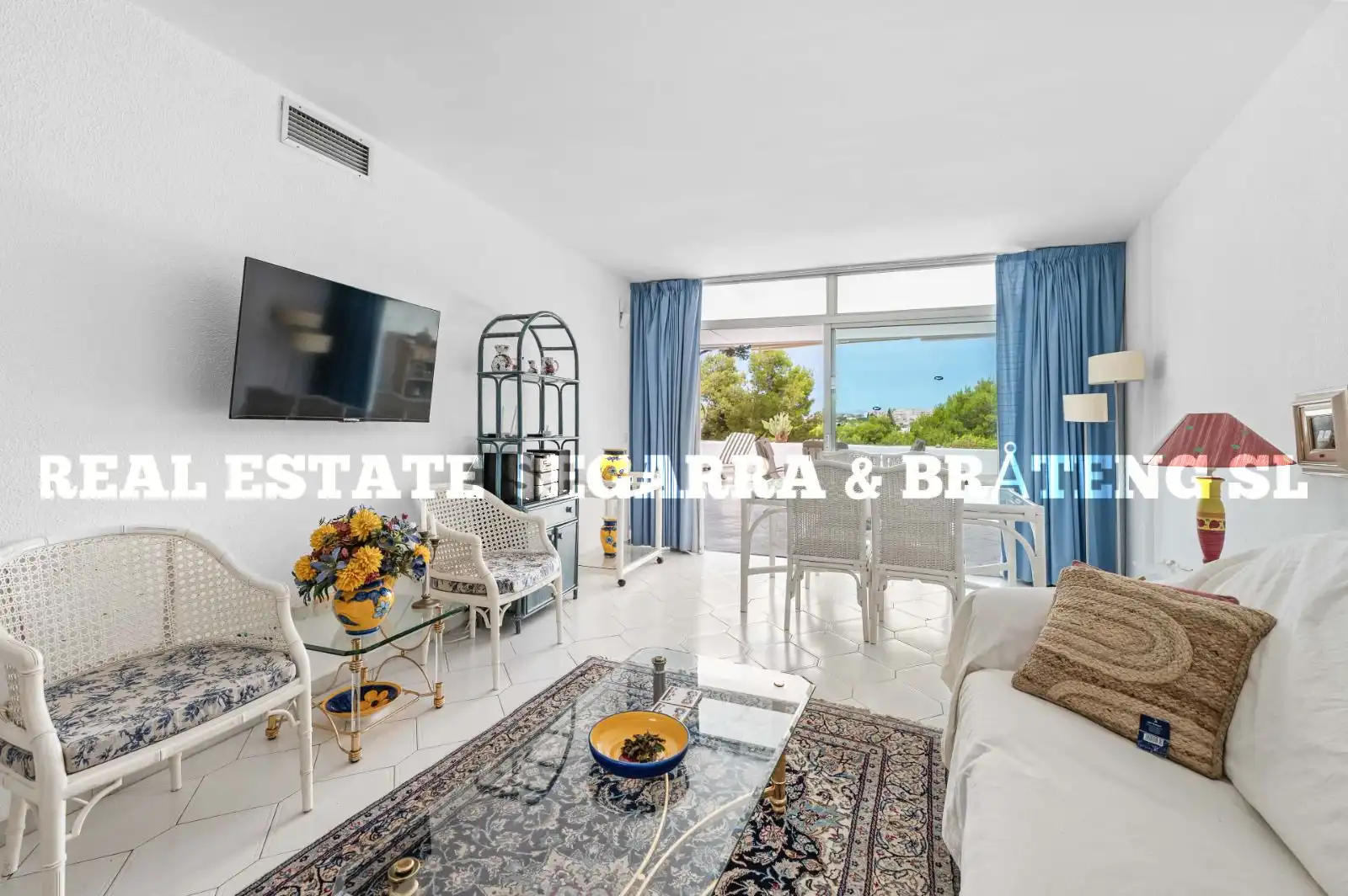 Vista exterior de Apartament en venda en Mijas amb Aire condicionat, Terrassa i Moblat