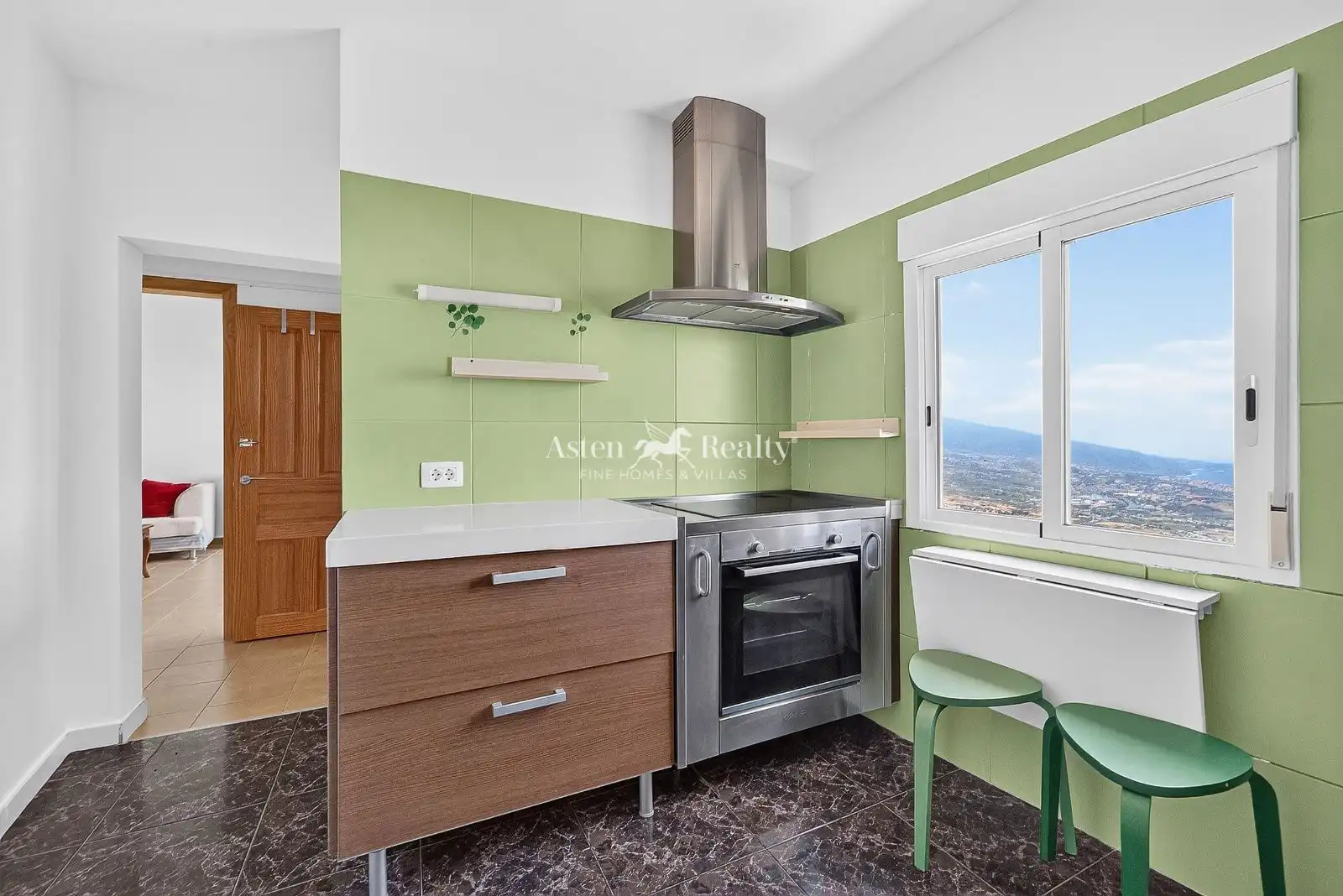 Cocina de Casa adosada en venta en La Orotava con Terraza y Amueblado