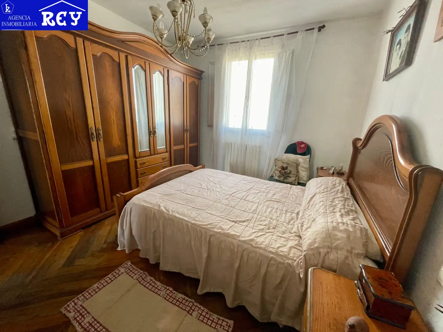 Habitación de Casa o chalet en venta en Santiago de Compostela  con Calefacción, Jardín privado y Trastero