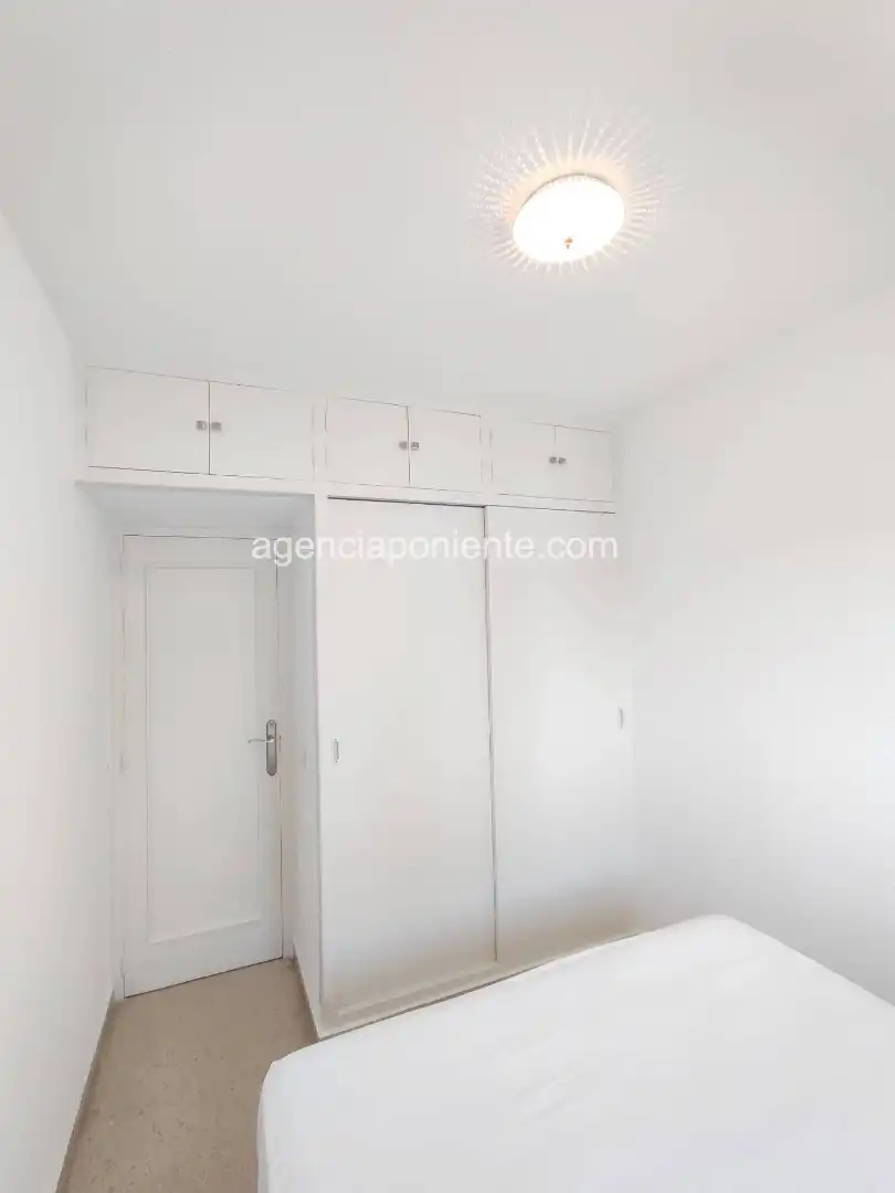 Apartments for rent in Avenida Murtal, Playa Poniente