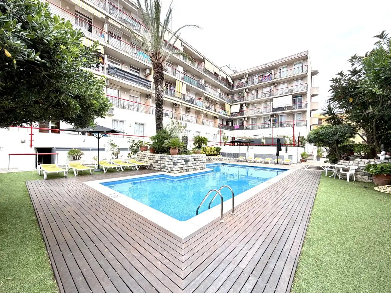 Piscina de Pis en venda en Calella