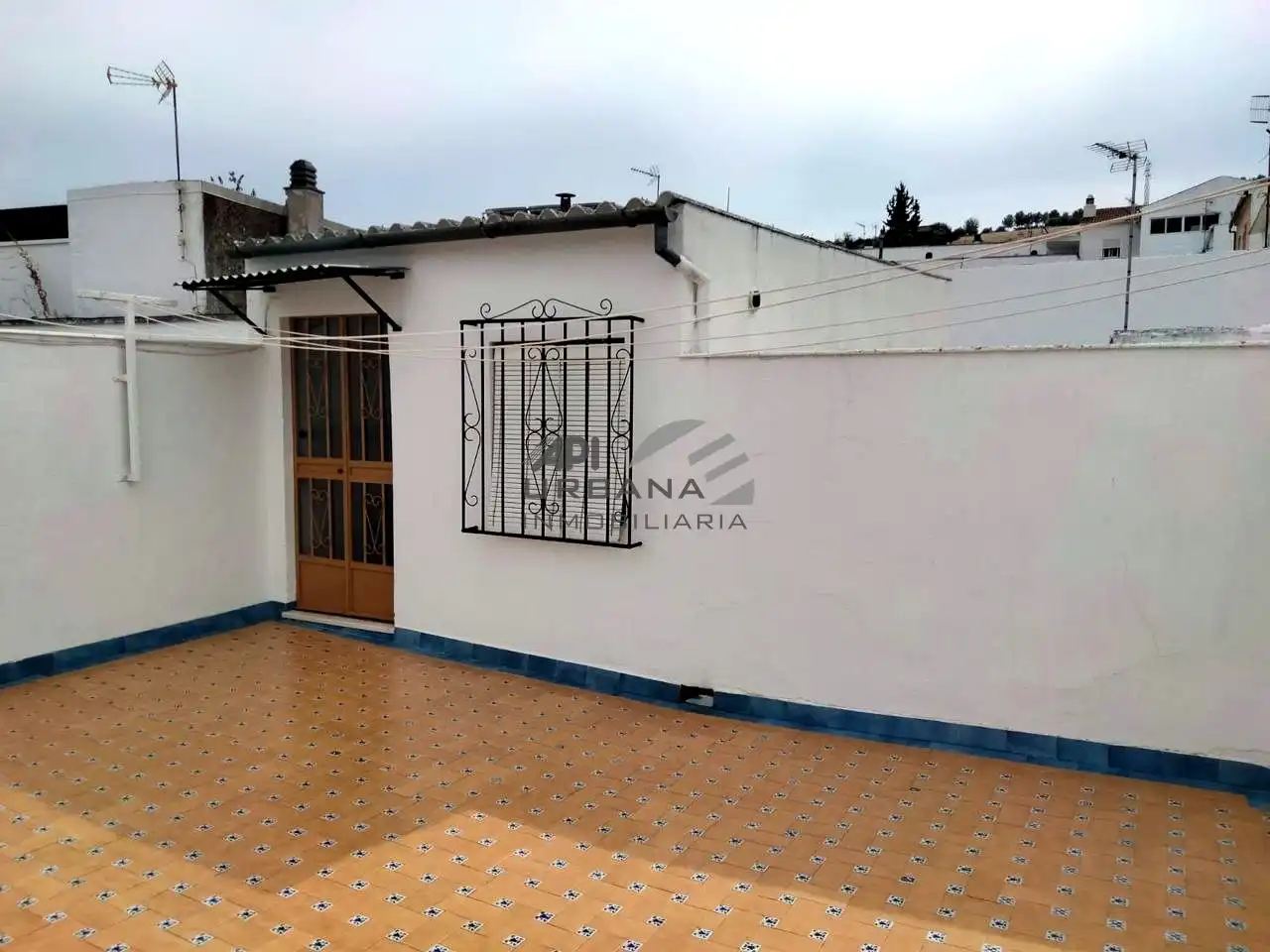 Vista exterior de Casa o chalet en venta en Lucena con Aire acondicionado, Terraza y Trastero