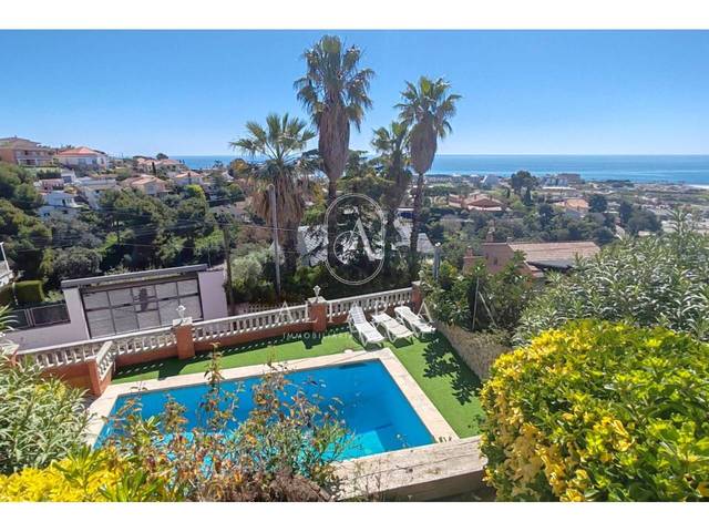 Casa-chalet en Venta en Santa Susanna