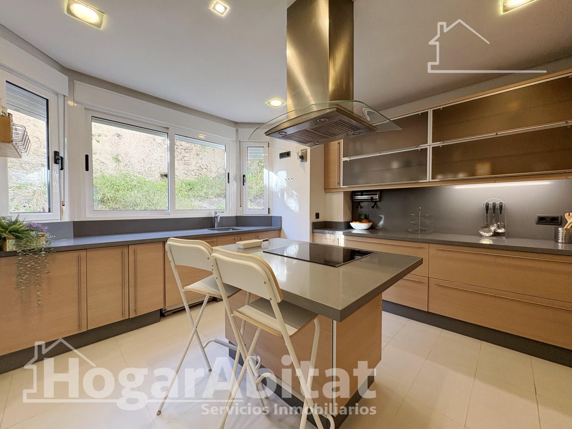 Küche von Haus oder Chalet zum Verkauf in Cullera mit Klimaanlage, Terrasse und Abstellraum