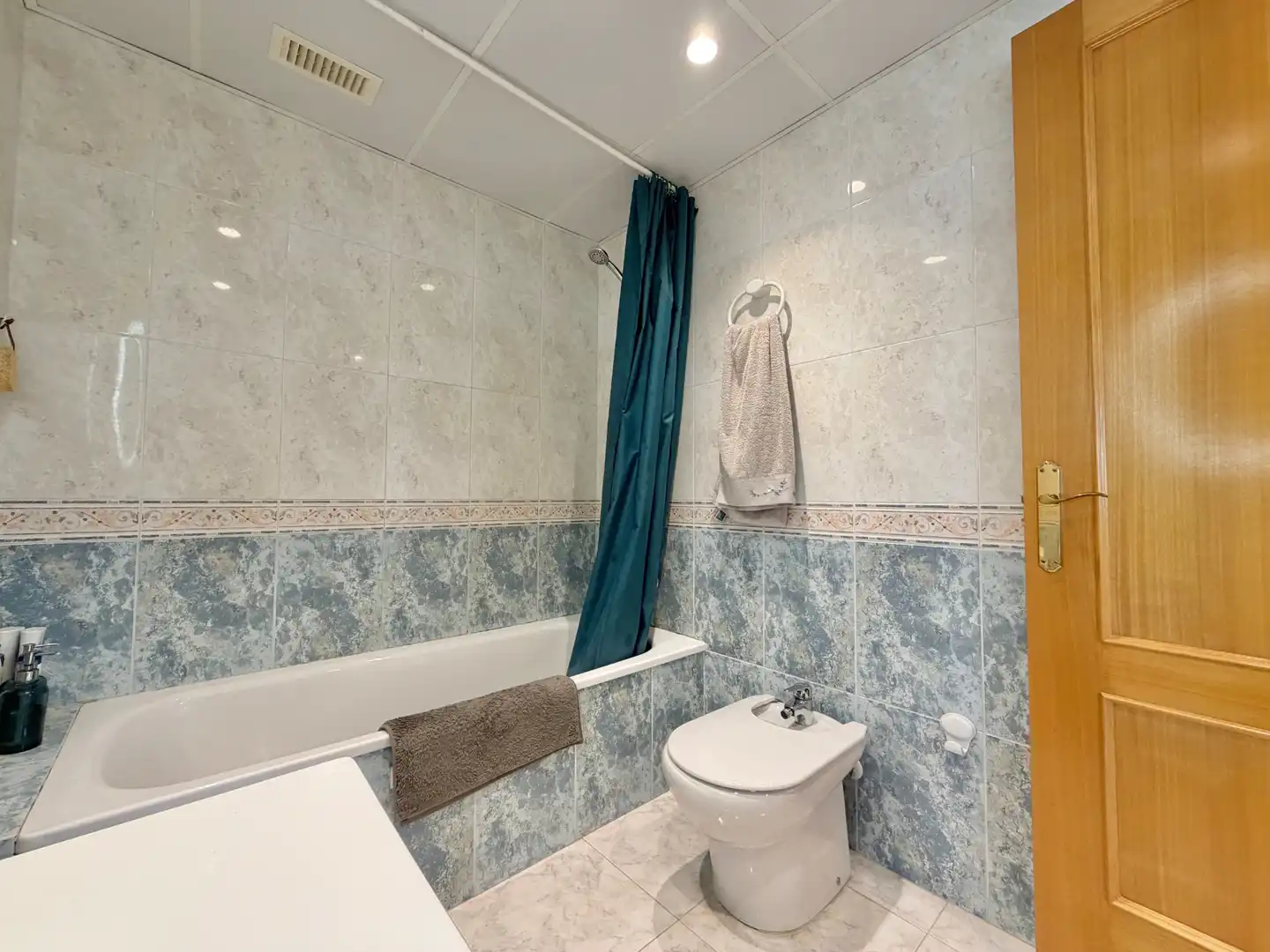 Bathroom of Flat for sale in Calafell  with Air Conditioner, Heating and Furnished