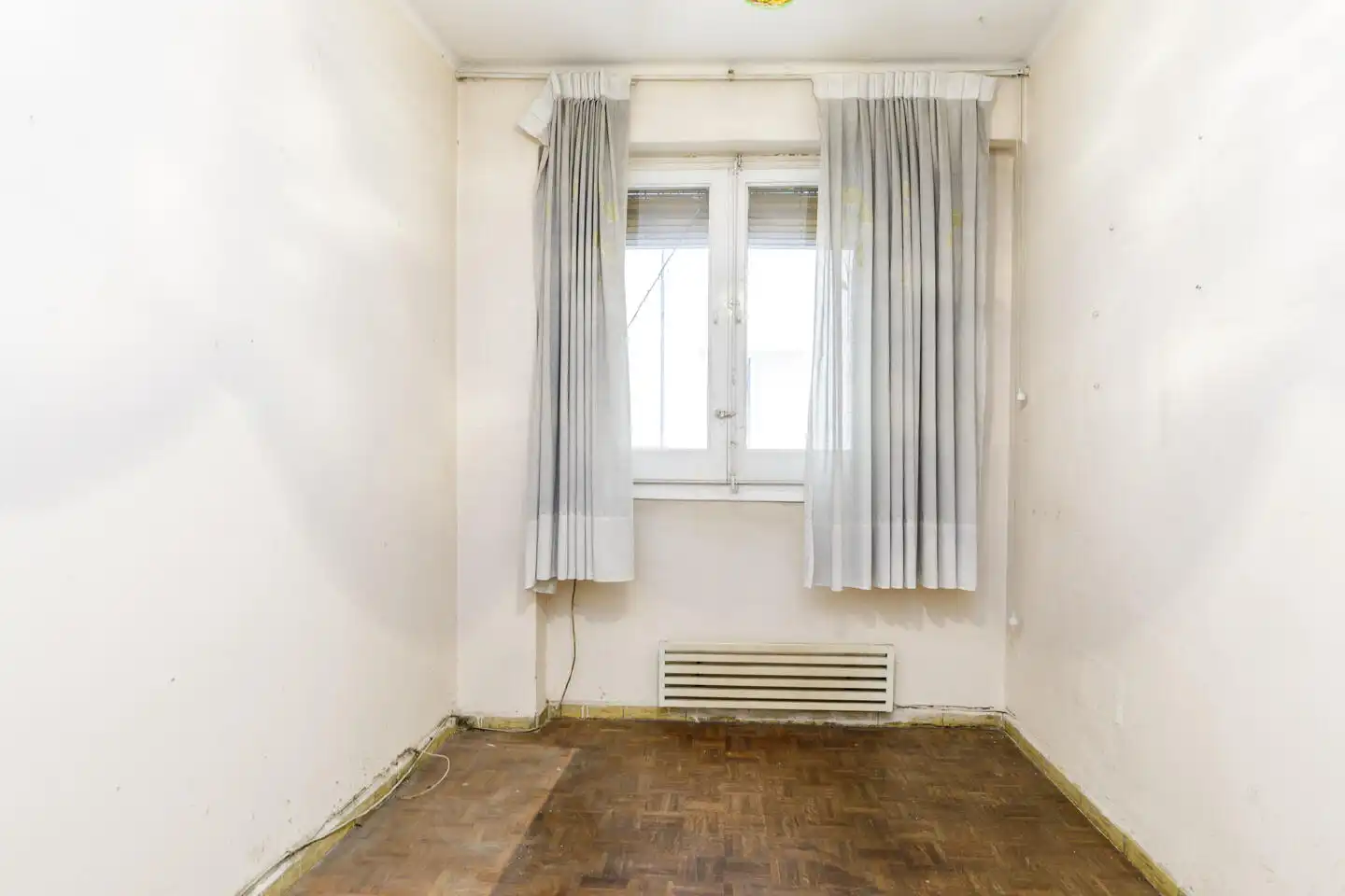 Bedroom of Flat for sale in Zaragoza