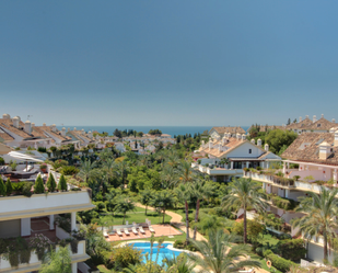 Vista exterior de Apartament de lloguer en Marbella amb Aire condicionat, Terrassa i Moblat