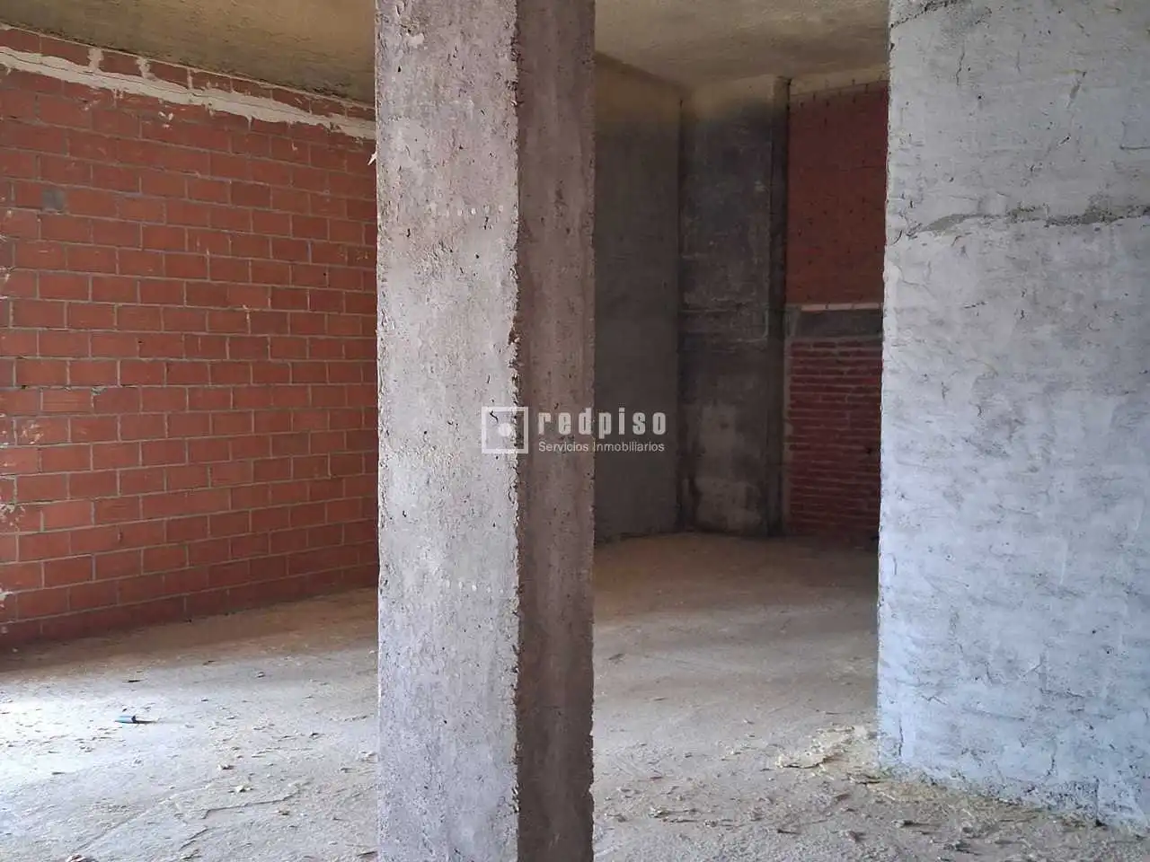 Locale commerciale in affitto a Prado Santo Domingo - Ensanche