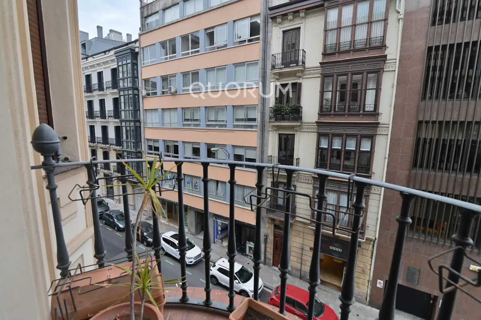 Vista exterior de Piso en venta en Bilbao  con Calefacción y Balcón