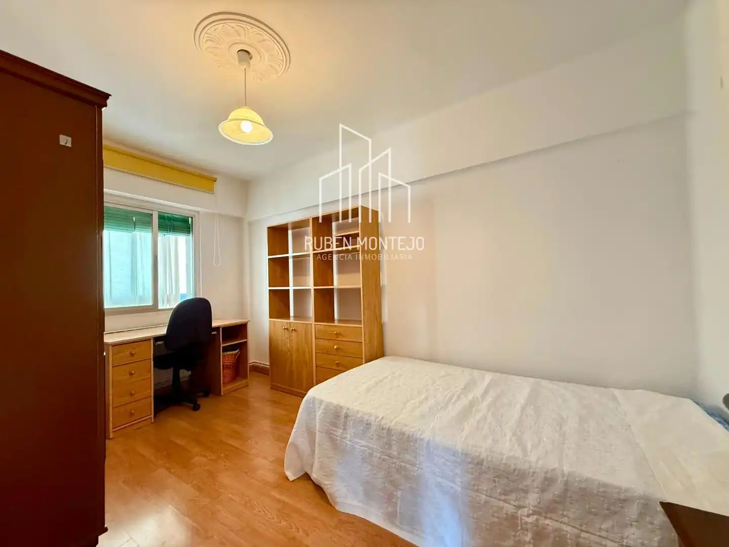 Bedroom of Flat for rent in Salamanca  with Heating, Terrace and Furnished