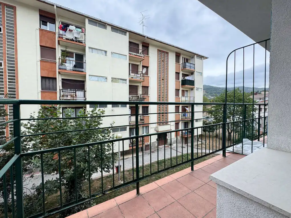 Balcony of Flat for sale in Legazpi  with Heating and Balcony