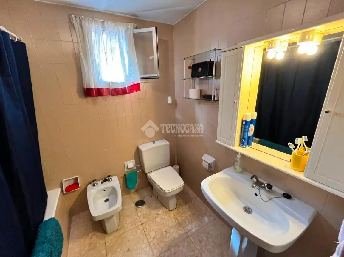 Baño de Piso en venta en Alcalá de Henares con Aire acondicionado