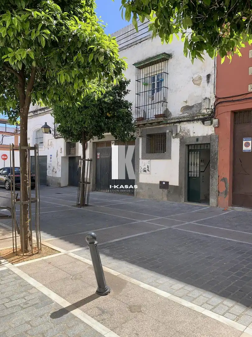 Vista exterior de Local en venta en Jerez de la Frontera
