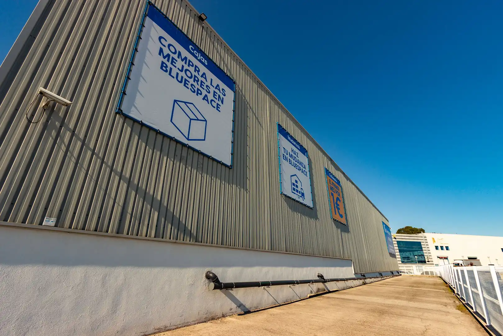 Storage room for rent in Calle Francisco Alonso, 10, La Garena