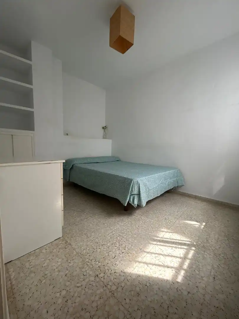 Bedroom of Attic for rent in Sevilla  with Air Conditioner, Heating and Terrace