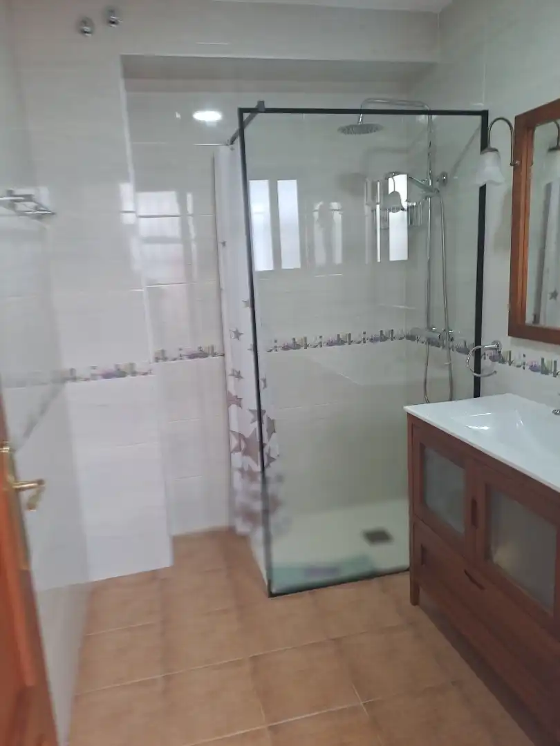 Bany de Casa adosada en venda en La Puebla de los Infantes amb Aire condicionat i Terrassa