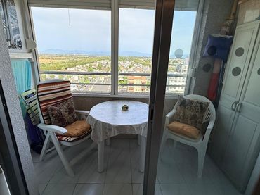 Apartment mit Balkon zum Verkauf in Passatge Delta Muga