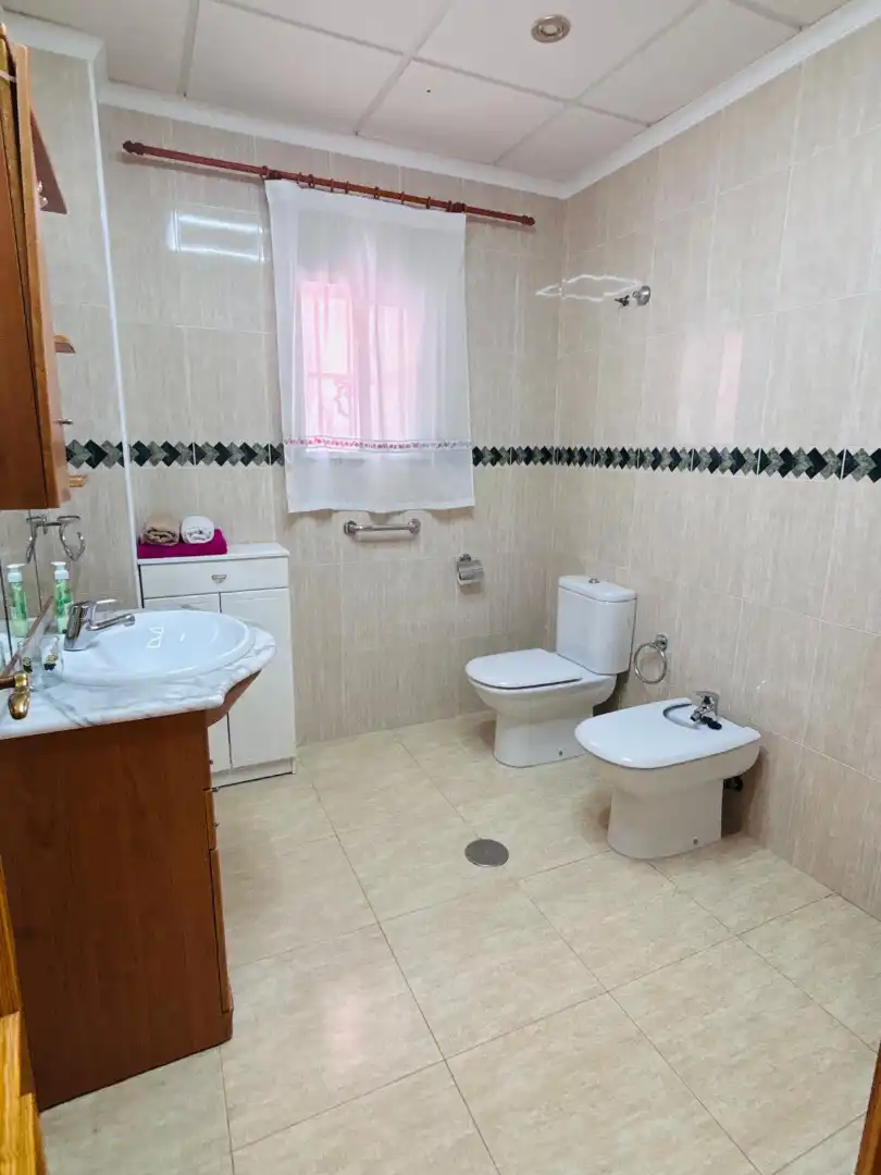 Bathroom of Houses for rent in Pilar de la Horadada  with Air Conditioner, Heating and Private garden