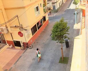 Vista exterior de Pis en venda en Benidorm amb Balcó