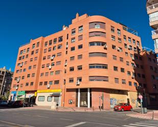 Vista exterior de Pis en venda en  Almería Capital amb Aire condicionat i Traster