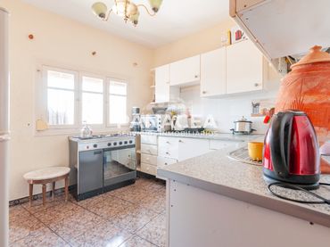 Casa con balcón en venta en Viator