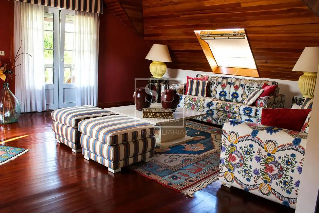 Sala de estar de Casa o chalet en venta en Nigrán con Calefacción, Jardín privado y Terraza