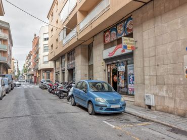 Local comercial en venda a Carrer Fortià, 9, 17600, Figueres, Girona