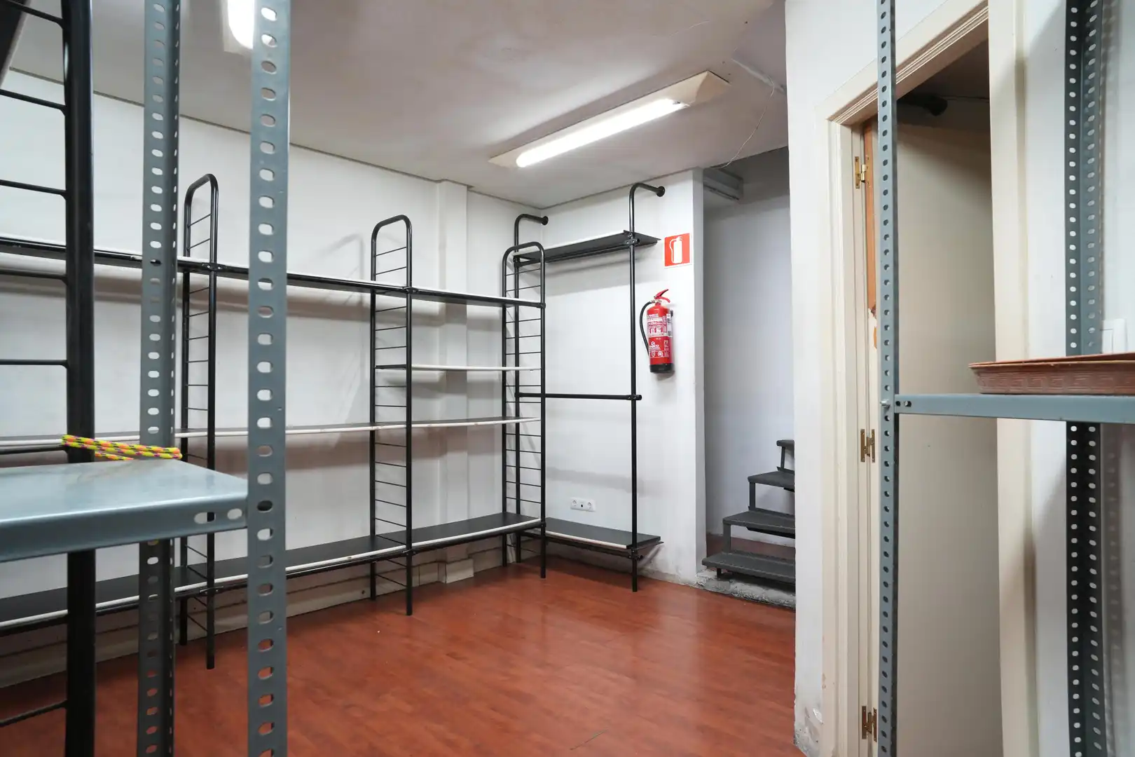 Business premises for sale in Calle Gipuzkoa, imagen 15