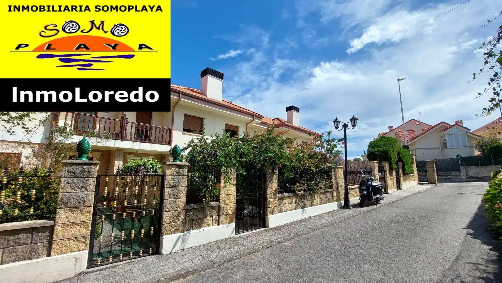 Vista exterior de Casa o xalet en venda en Ribamontán al Mar amb Calefacció i Jardí privat
