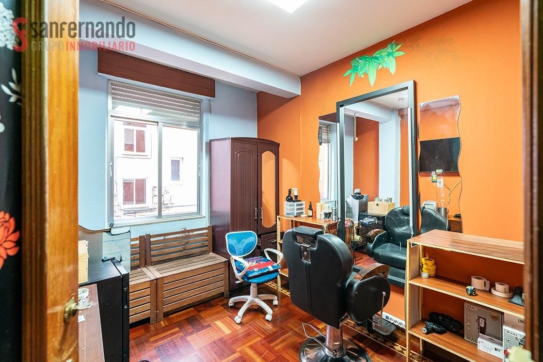 Living room of Flat for sale in Santander  with Heating and Parquet flooring