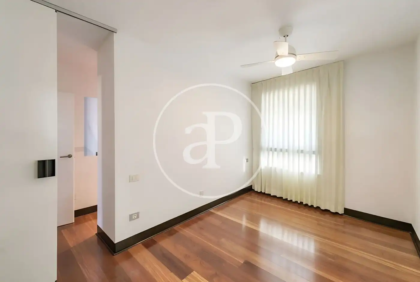 Bedroom of Houses for rent in Madrid  with Air Conditioner, Heating and Private garden