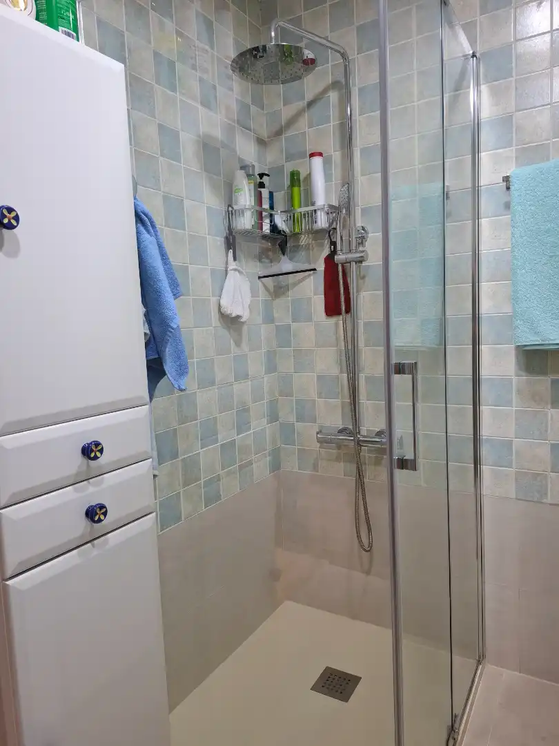 Baño de Piso en venta en Mairena del Aljarafe con Aire acondicionado, Calefacción y Jardín privado