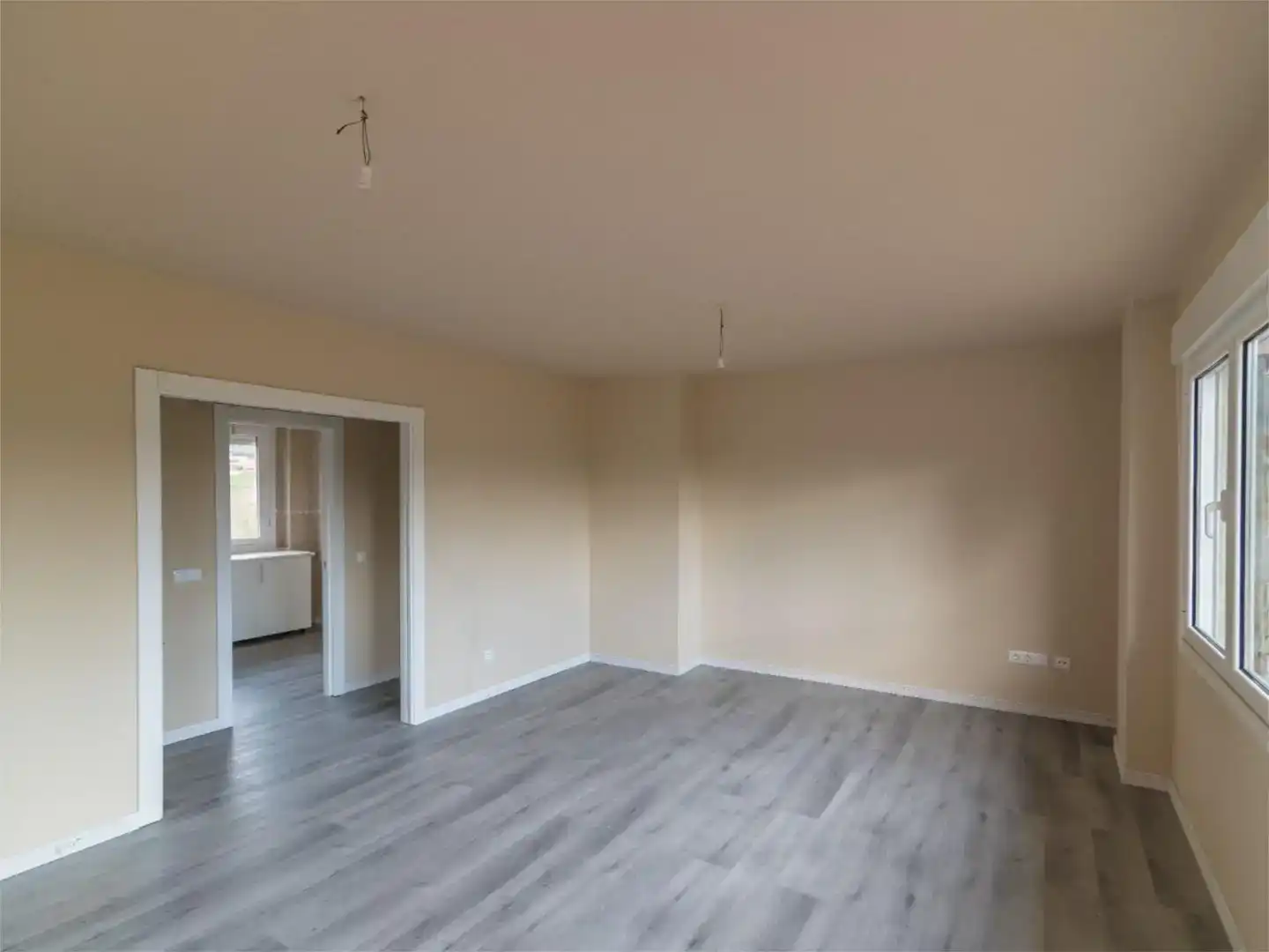 Wohnzimmer von Wohnung zum Verkauf in La Pola Siero