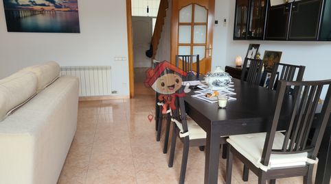 Foto 3 de Casa adosada en venda a Carrer Joaquim Torres García, Vista Alegre, Mataró