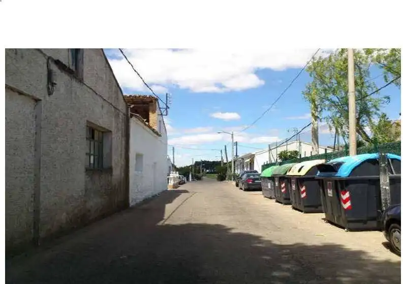 Detached homes for sale in PINSEQUE, Venta del Olivar