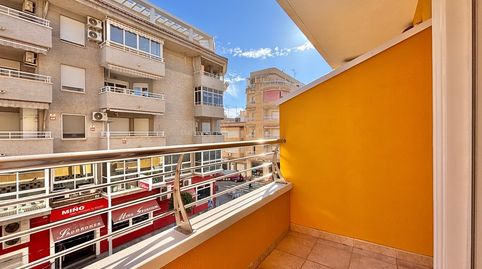 Foto 3 de Apartament en venda a C/ Villa Madrid, Puerto Deportivo, Torrevieja