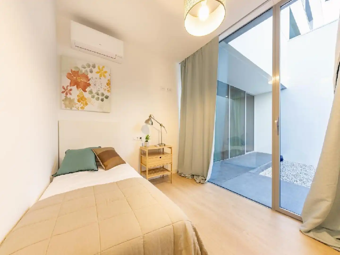Casa adosada en venta en El Esparragal