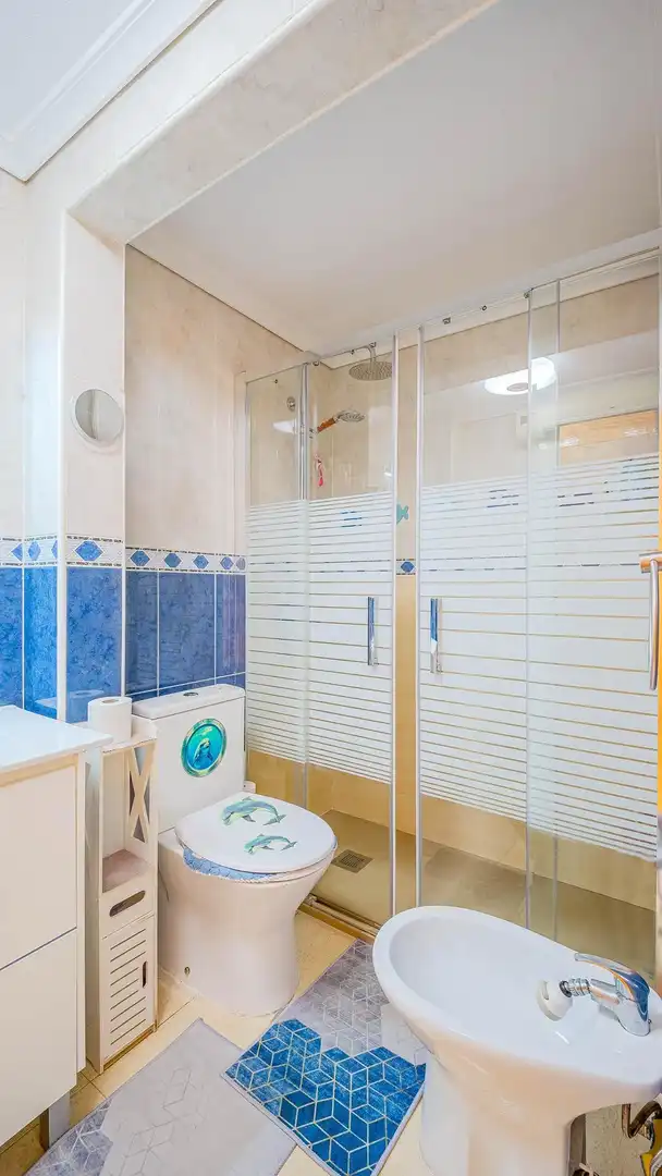 Baño de Casa o chalet en venta en Santa Pola con Jardín privado, Terraza y Piscina comunitaria