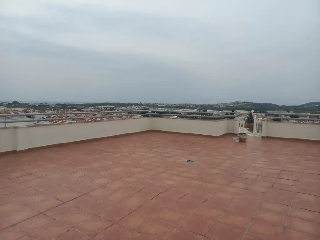 Terrasse von Dachboden zum Verkauf in Vélez-Málaga mit Terrasse, Abstellraum und Gemeinschaftspool
