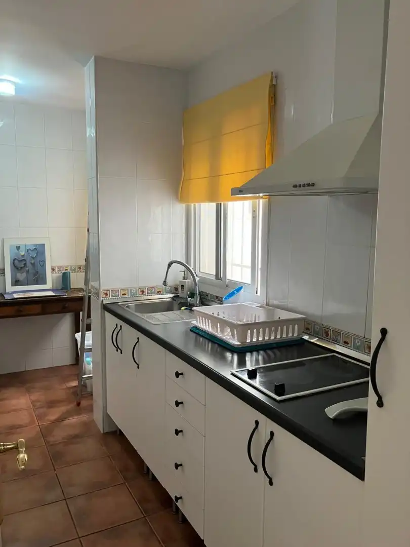 Küche von Wohnung zum Verkauf in Chipiona mit Balkon